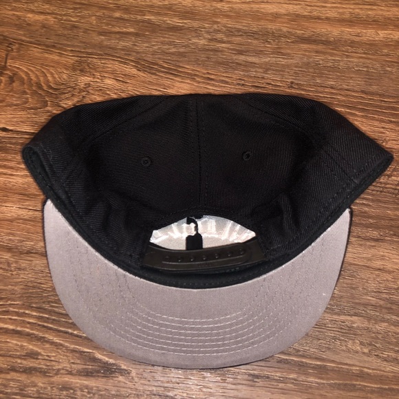 Fall Out Boy Hat - Picture 4 of 5